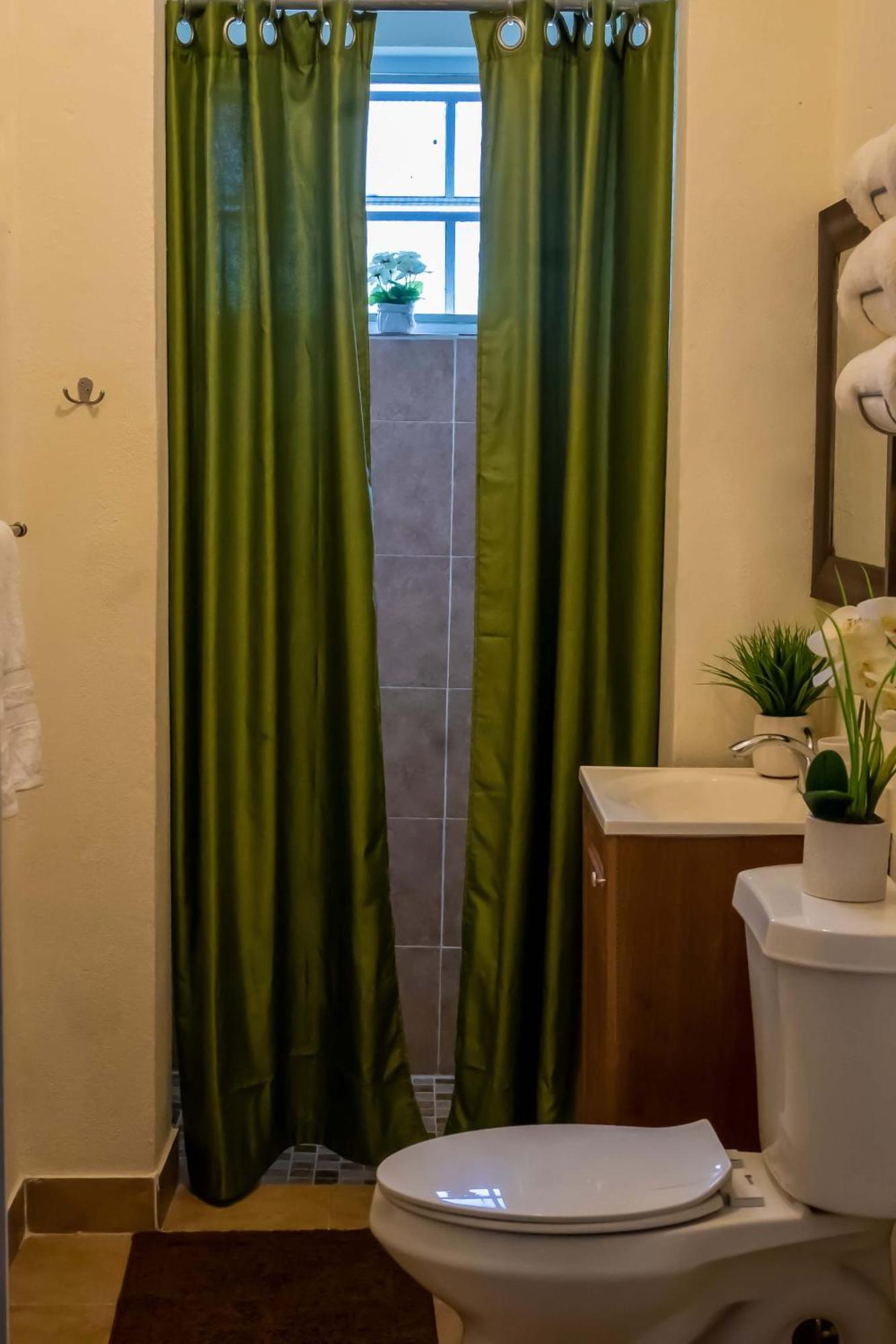 נסאו A Taste Of Paradise - Vacation Rentals Close To Us Embassy & Restaurants מראה חיצוני תמונה